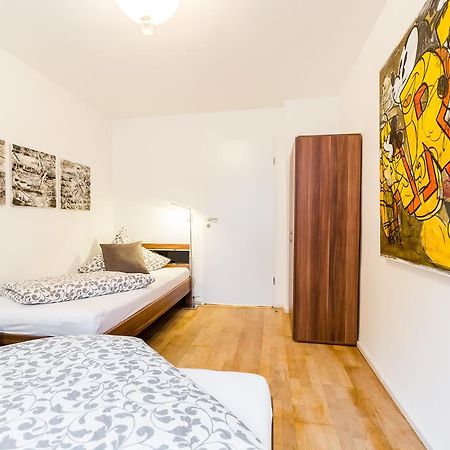 Ferien Und Messewohnug Apartment โคโลญ ภายนอก รูปภาพ