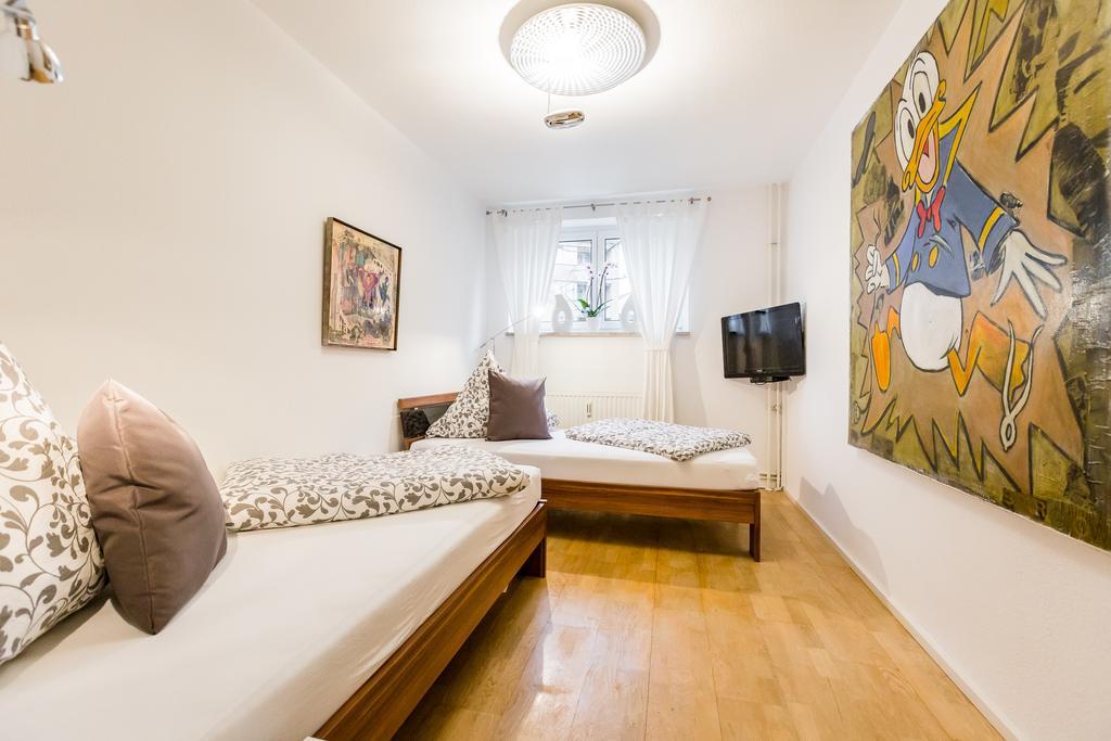 Ferien Und Messewohnug Apartment โคโลญ ภายนอก รูปภาพ